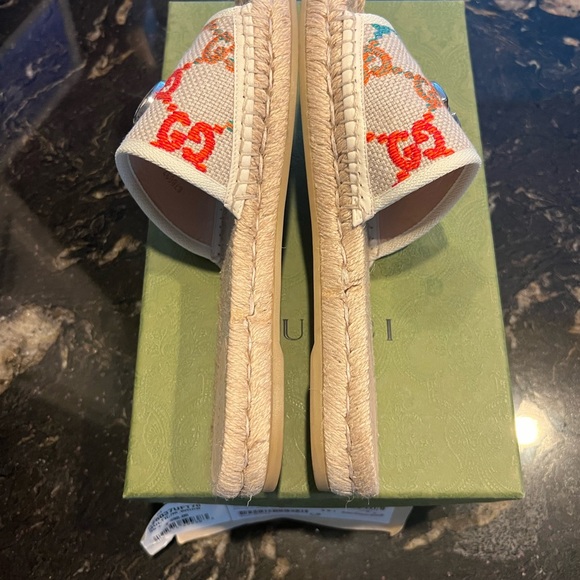 Authentic Gucci Monogram Espadrilles - Picture 4 of 12